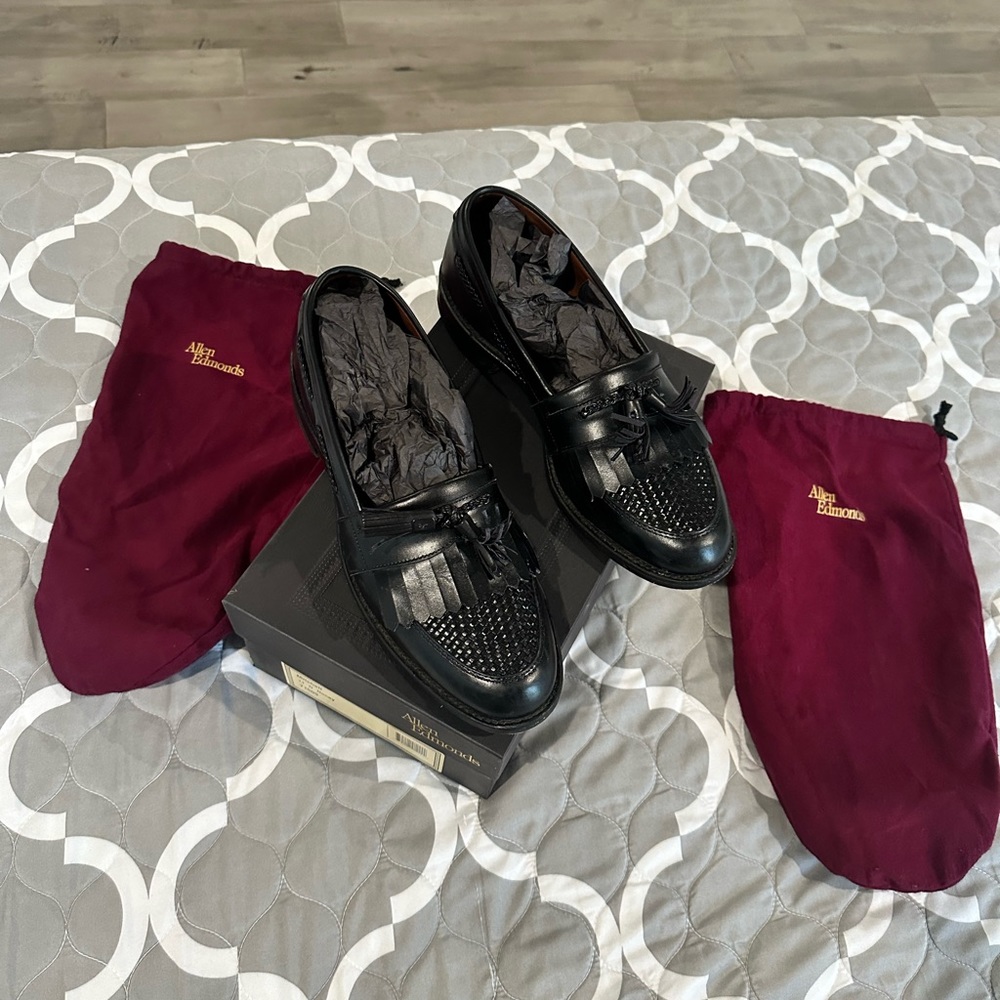 Allen Edmonds, Cody, size 11 D, blk/blkwv, 1809